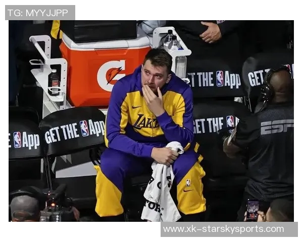 东契奇的防守虽有不足但他的伟大成就不容忽视湖迷应给予理解与支持